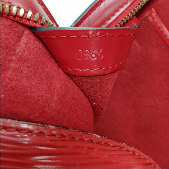 Authentic Louis Vuitton Lussac Red Epi Shoulder Bag - Picture 6 of 13